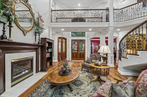 624 Lakeshore Drive Sugar Land TX 77478