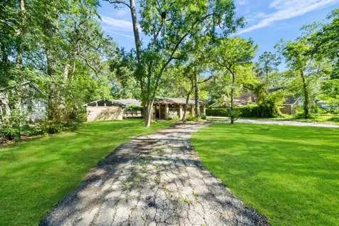 1317 Plantation Drive Dickinson TX 77539