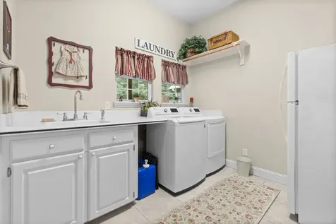 375 Crestview Drive Livingston TX 77351