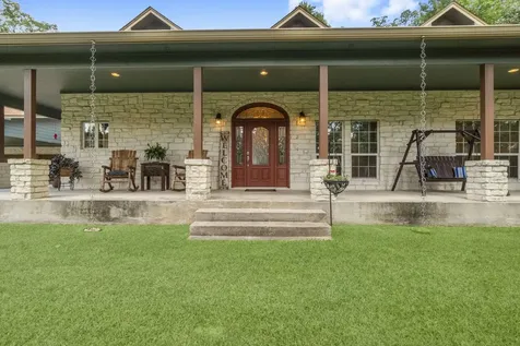 375 Crestview Drive Livingston TX 77351