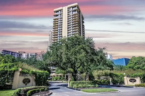 3350 Mccue Road 1703 Houston TX 77056
