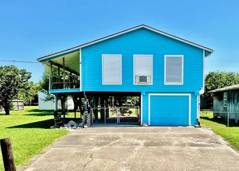 215 12th Street San Leon TX 77539