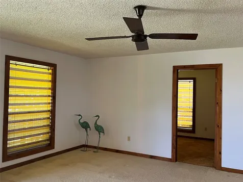 215 12th Street San Leon TX 77539
