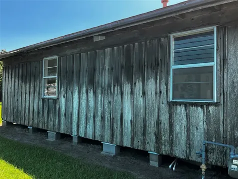 215 12th Street San Leon TX 77539