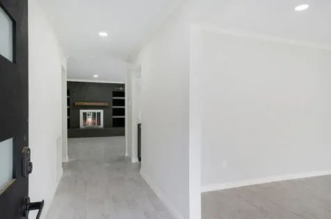 10818 Hillcroft Avenue Houston TX 77096