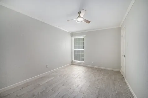 10818 Hillcroft Avenue Houston TX 77096