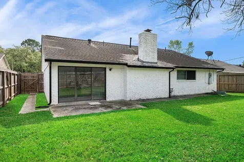 10818 Hillcroft Avenue Houston TX 77096