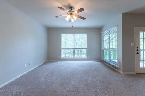 6607 Lake Woodlands Drive 624 The Woodlands TX 77382