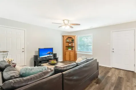 209 Cooner Street B College Station TX 77840