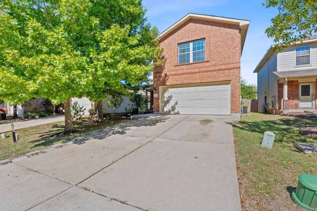 229 Black Forest Buda TX 78610