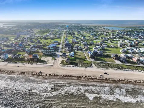 1890 Atlantis Lane Crystal Beach TX 77650