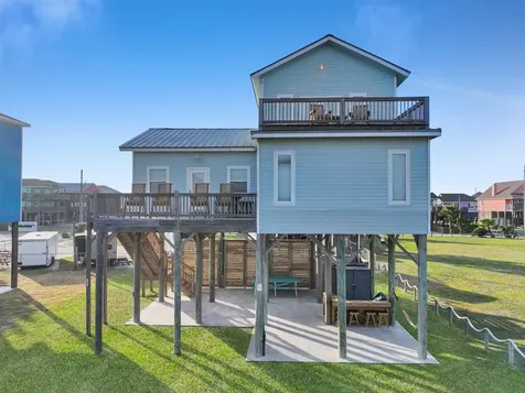 1890 Atlantis Lane Crystal Beach TX 77650