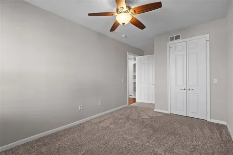 7575 Kirby Drive 2202 Houston TX 77030