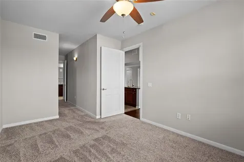 7575 Kirby Drive 2202 Houston TX 77030