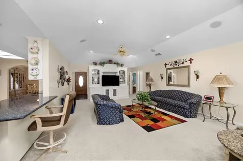 719 Clubside Drive East Bernard TX 77435