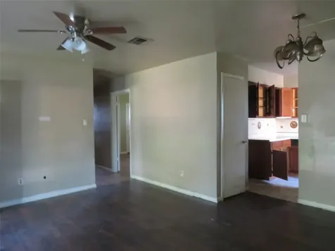 827 Marcolin Street Houston TX 77088