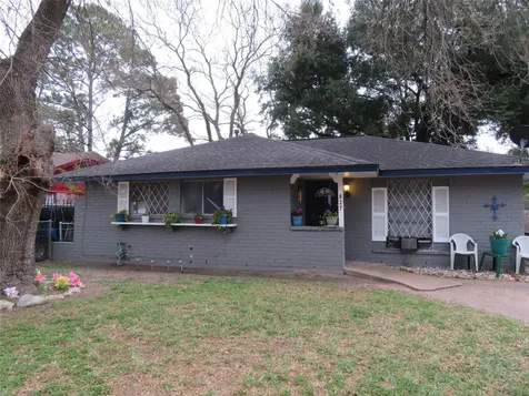827 Marcolin Street Houston TX 77088
