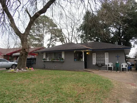 827 Marcolin Street Houston TX 77088