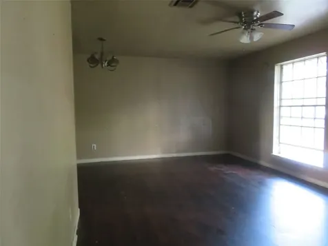 827 Marcolin Street Houston TX 77088