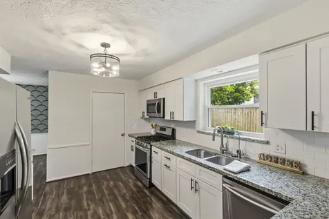 4826 Caris Street Houston TX 77091