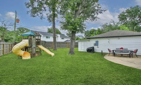 4826 Caris Street Houston TX 77091