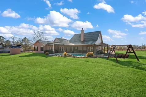 18310 Molk Road Willis TX 77378