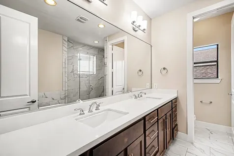 1023 Green Kensington Drive Houston TX 77008
