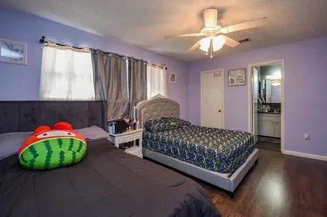 10488 Hammerly Boulevard 81 Houston TX 77043
