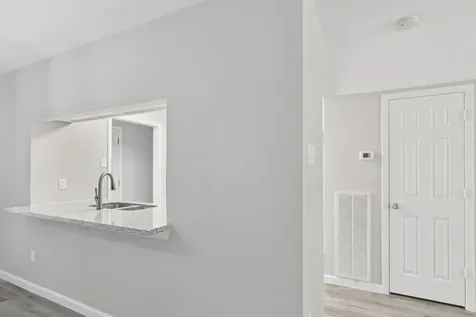 17225 Saturn Lane Houston TX 77058