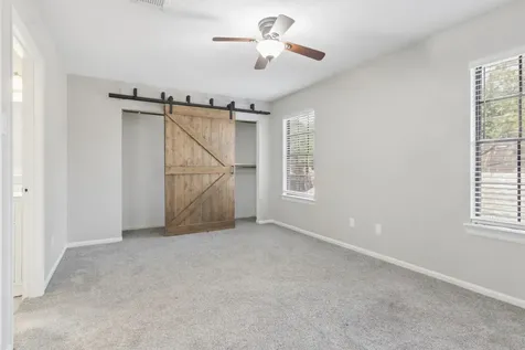 17225 Saturn Lane Houston TX 77058