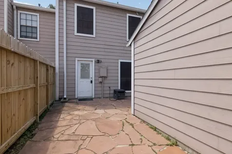 17225 Saturn Lane Houston TX 77058