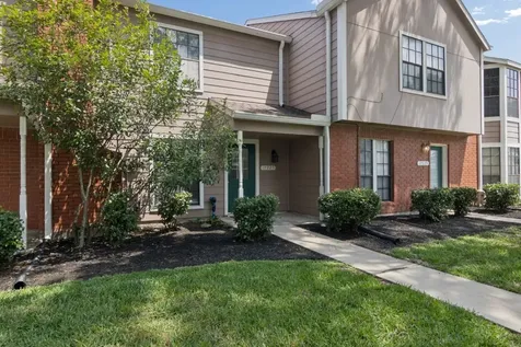 17225 Saturn Lane Houston TX 77058