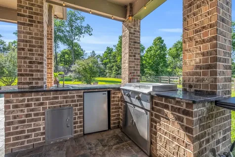 14607 Sterling Court Willis TX 77378