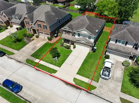 2073 Lepper Street Alvin TX 77511