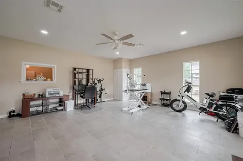 2499 Southline Road Conroe TX 77384