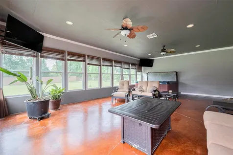 2499 Southline Road Conroe TX 77384