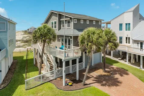 4247 Sandpiper Lane Galveston TX 77554