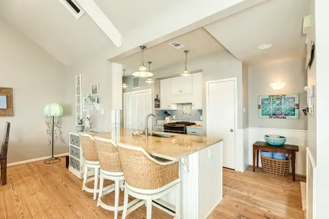 4247 Sandpiper Lane Galveston TX 77554