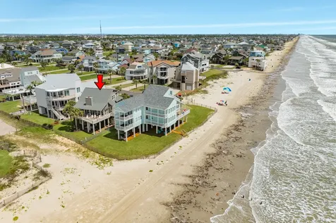 4247 Sandpiper Lane Galveston TX 77554