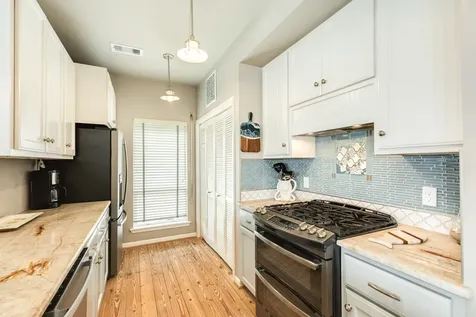 4247 Sandpiper Lane Galveston TX 77554
