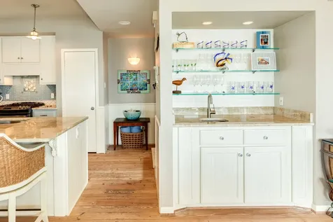 4247 Sandpiper Lane Galveston TX 77554