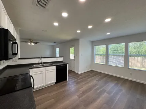 8611 Brisa Royale San Antonio TX 78251