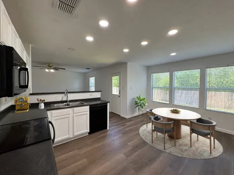 8611 Brisa Royale San Antonio TX 78251