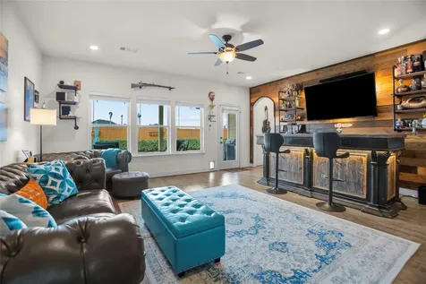 10099 Oakland Hills Drive Cleveland TX 77327