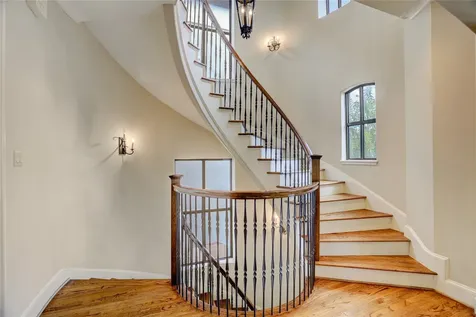 1008 Potomac Drive Houston TX 77057