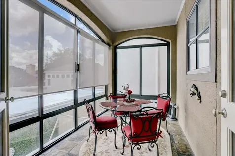1008 Potomac Drive Houston TX 77057