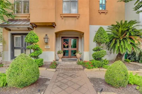 1008 Potomac Drive Houston TX 77057