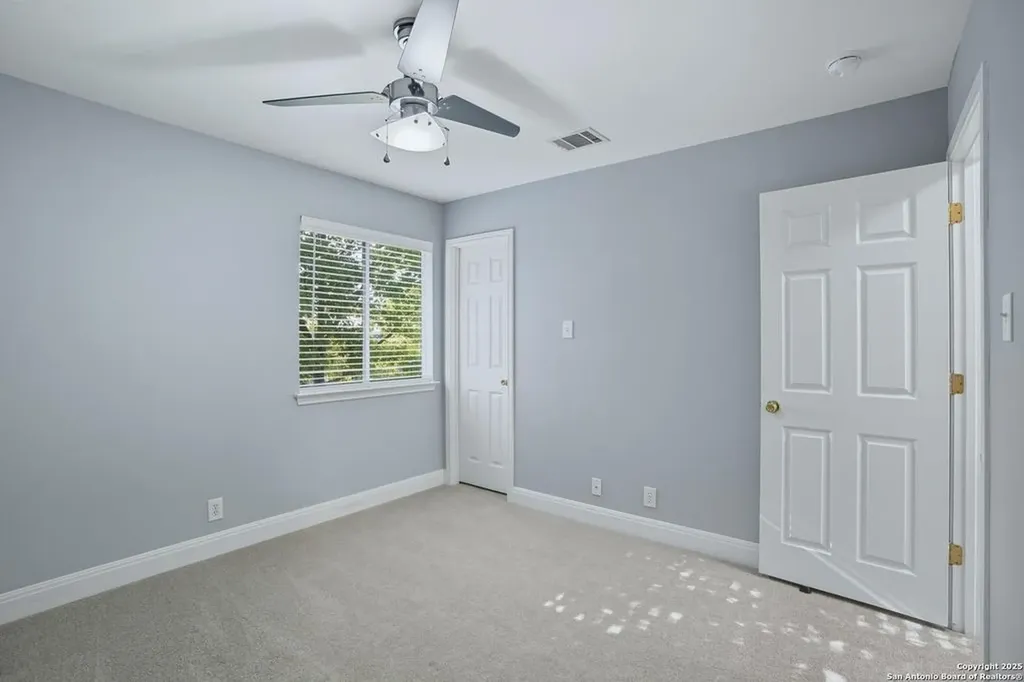 663 Lynx Mountain San Antonio TX 78251