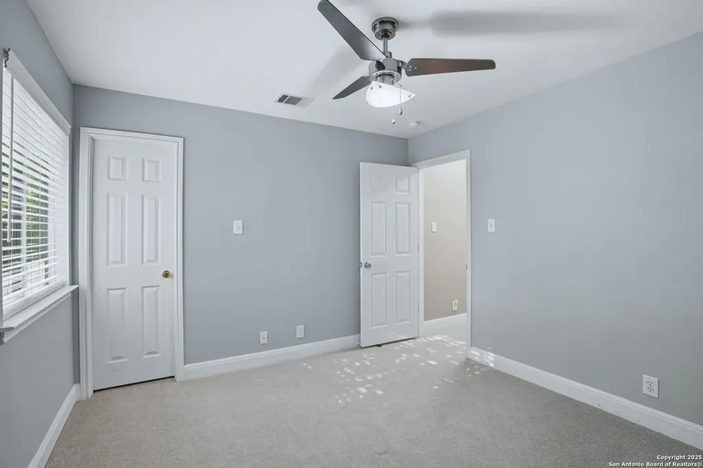 663 Lynx Mountain San Antonio TX 78251