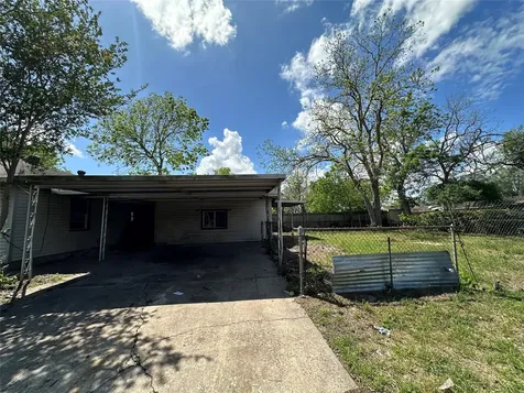 12125 Palmbeach Street Houston TX 77034